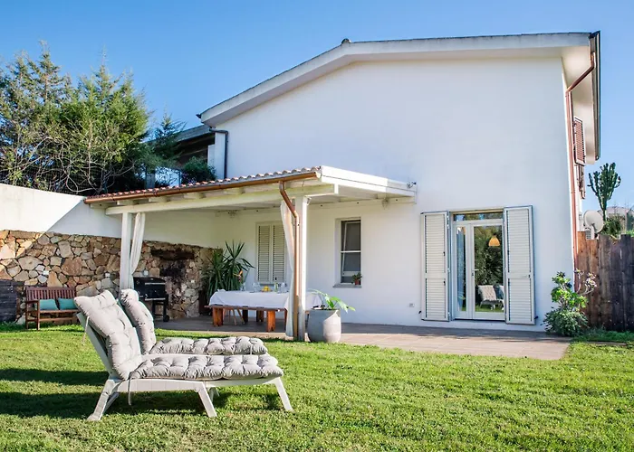 Tatil Evi House Siniscola